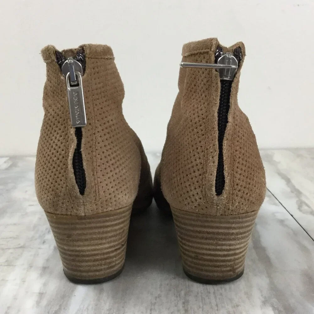 Aquatalia Tan Booties 8
